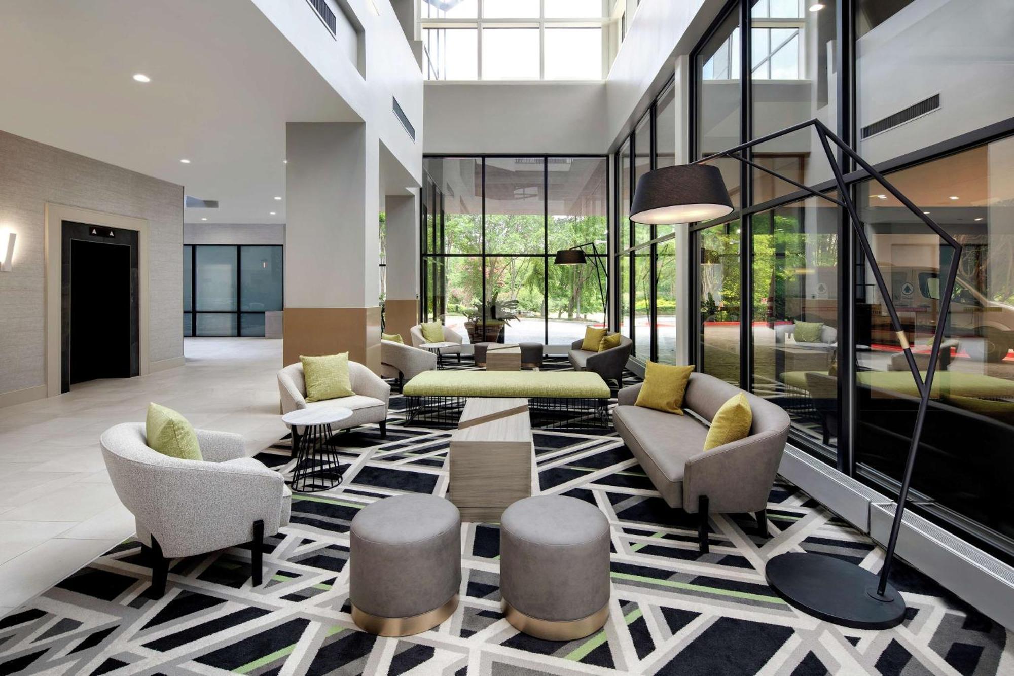 Embassy Suites By Hilton Atlanta Perimeter Center Санди Спрингс Екстериор снимка