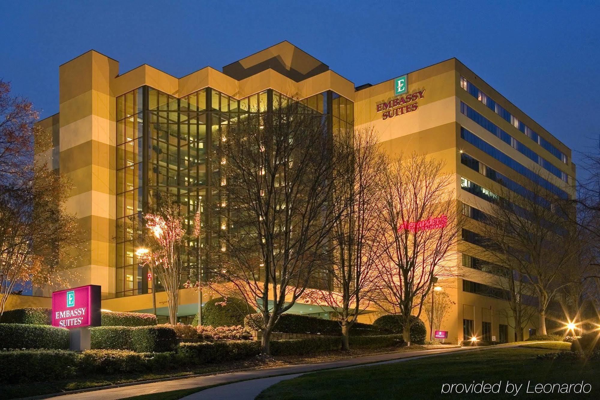 Embassy Suites By Hilton Atlanta Perimeter Center Санди Спрингс Екстериор снимка